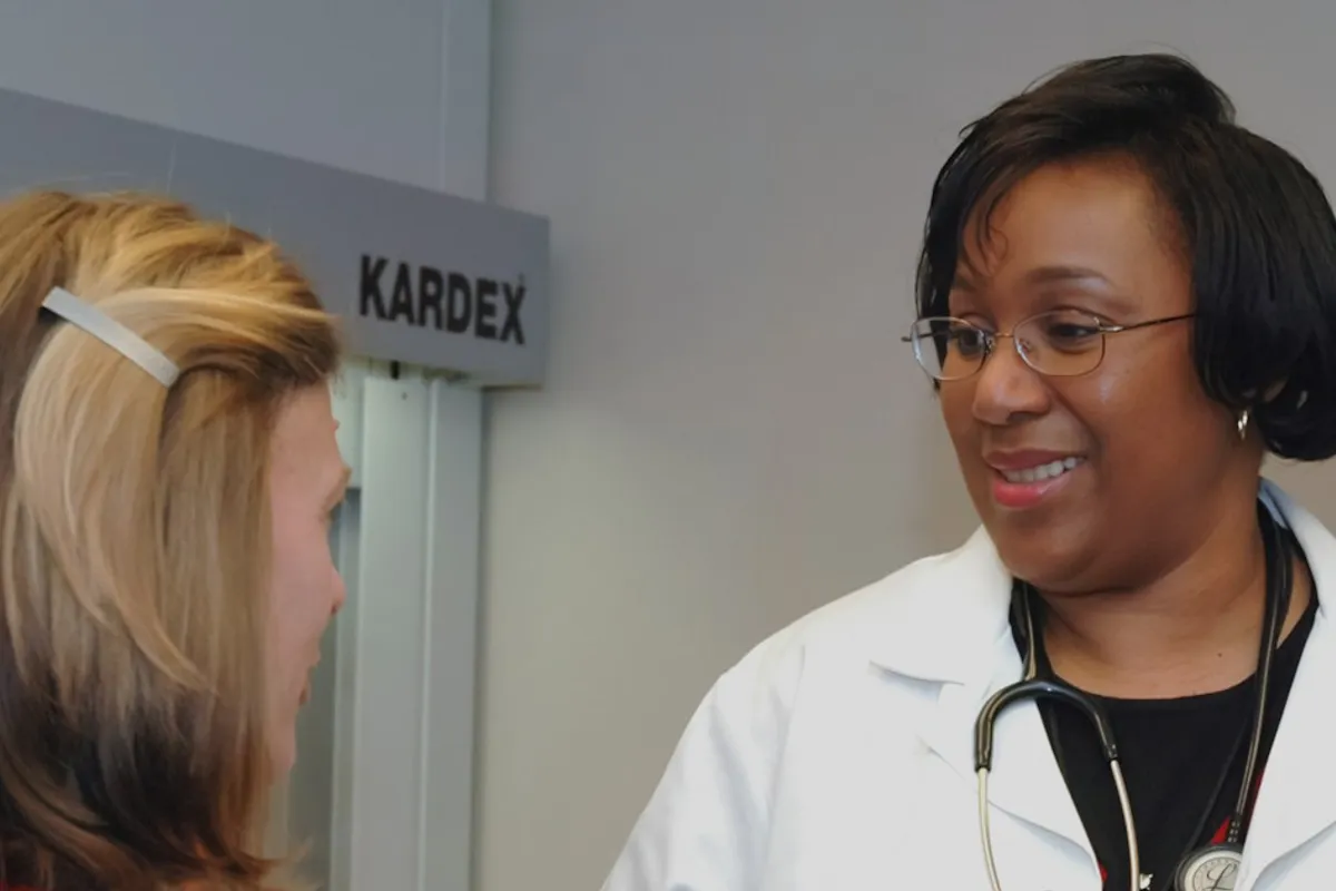 Doctor and patient during a conversation, illustrative photograph
